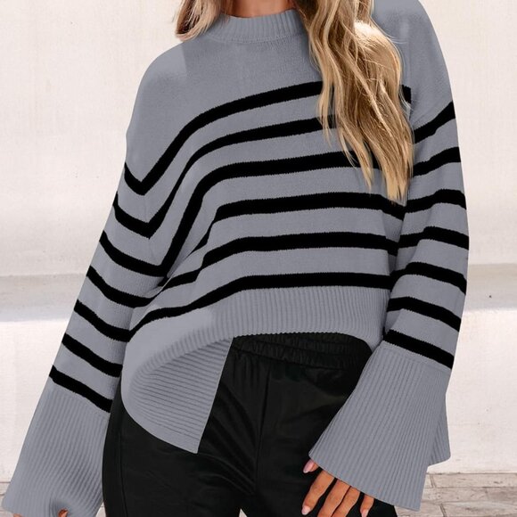 Women's Casual Oversized‎ Long Sleeve Striped Sweater Medium - Picture 2 of 7